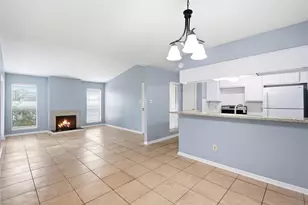 8918 Bissonnet St, Houston, TX 77074 - Photo 10