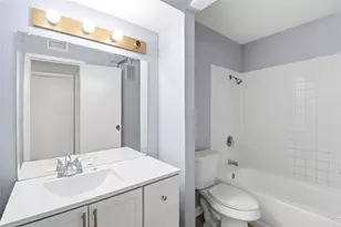 8918 Bissonnet St, Houston, TX 77074 - Photo 14