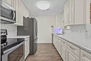 3705 Misty Cove Ct, Dickinson, TX 77539 - Photo 10