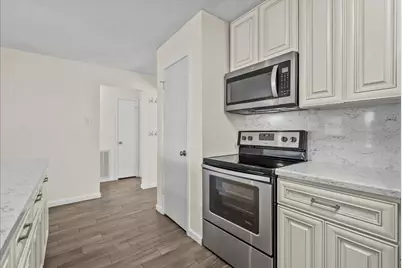 3705 Misty Cove Court, Dickinson, TX 77539 - Photo 12