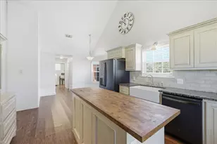 5433 Hidden Meadows Dr, Orange, TX 77632 - Photo 16