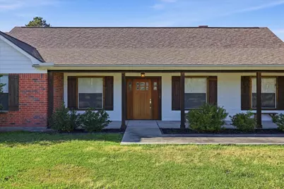 5433 Hidden Meadows Drive, Orange, TX 77632 - Photo 2