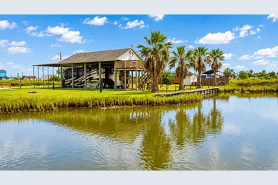 1273 Diamond Road, Crystal Beach, TX 77650 - Photo 6