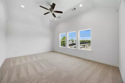 5676 Nolda Street, Houston, TX 77007 - Photo 26