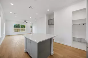 5676 Nolda St, Houston, TX 77007 - Photo 12