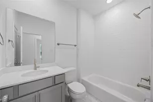 5676 Nolda St, Houston, TX 77007 - Photo 34