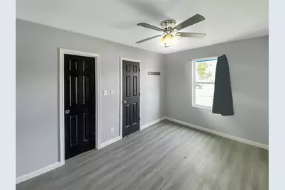 1201 Fm-517, Dickinson, TX 77539 - Photo 14