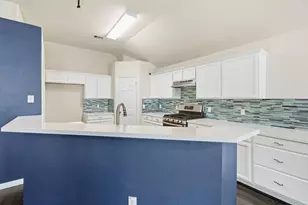 699 Rachel St, Alvin, TX 77511 - Photo 14