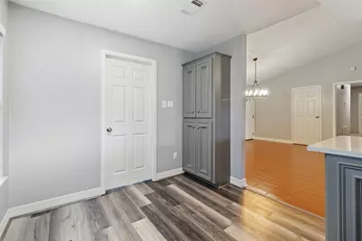 210 Pecan Valley Court, Friendswood, TX 77546 - Photo 12