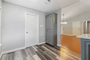 210 Pecan Valley Ct, Friendswood, TX 77546 - Photo 12