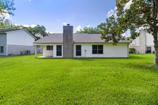 210 Pecan Valley Ct, Friendswood, TX 77546 - Photo 30