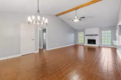 210 Pecan Valley Court, Friendswood, TX 77546 - Photo 2