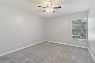 210 Pecan Valley Ct, Friendswood, TX 77546 - Photo 22