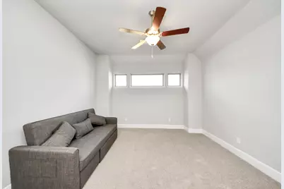 10015 Crescent Wood Drive, Missouri City, TX 77459 - Photo 36