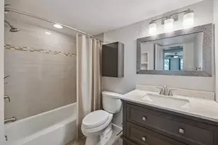 4629 Wild Indigo St, Houston, TX 77027 - Photo 12