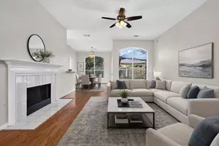 15627 Rosewood Hill Ct, Sugar Land, TX 77498 - Photo 8