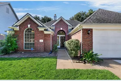 15627 Rosewood Hill Court, Sugar Land, TX 77498 - Photo 4