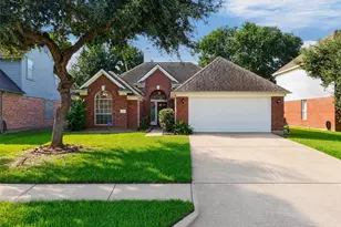 15627 Rosewood Hill Ct, Sugar Land, TX 77498 - Photo 1