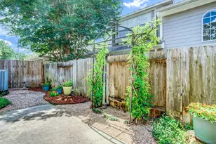 14420 Walters Rd, Houston, TX 77014 - Photo 32