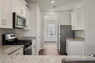 10366 Red Cardinal Dr, Cleveland, TX 77328 - Photo 6