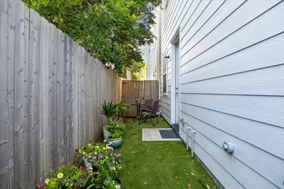 834 Fisher Street #C, Houston, TX 77018 - Photo 10