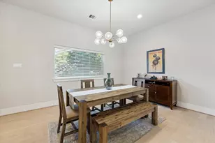 834 Fisher St, Houston, TX 77018 - Photo 8