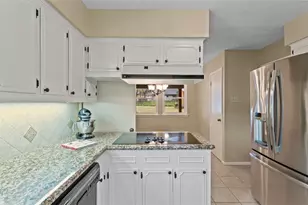 208 Magnolia Way, Huntsville, TX 77320 - Photo 12