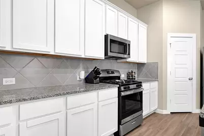 15015 Old Horseshoe Lake Drive, Cypress, TX 77433 - Photo 10