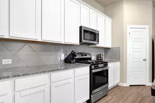 15015 Old Horseshoe Lake Dr, Cypress, TX 77433 - Photo 10