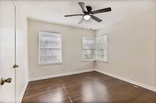 9629 Panola Way, Houston, TX 77055 - Photo 14
