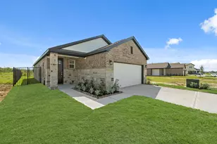 360 Long Br Dr, Dayton, TX 77535 - Photo 4