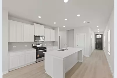 360 Long Branch Drive, Dayton, TX 77535 - Photo 6