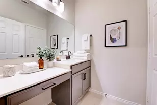 10504 Marston Vineyard Dr, Houston, TX 77025 - Photo 14