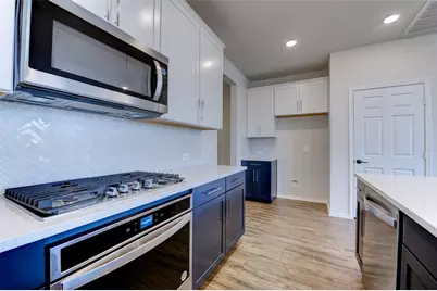 10504 Marston Vineyard Drive, Houston, TX 77025 - Photo 6