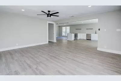 509 Adkins Street, Conroe, TX 77301 - Photo 14