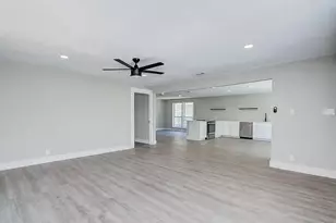 509 Adkins St, Conroe, TX 77301 - Photo 14