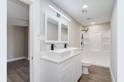 509 Adkins Street, Conroe, TX 77301 - Photo 8