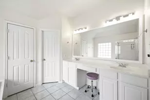 9331 Cantata Ct, Houston, TX 77040 - Photo 30