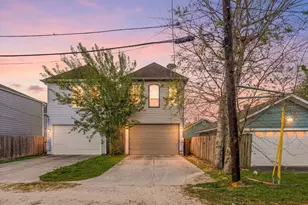 843 W 21st St, Houston, TX 77008 - Photo 2