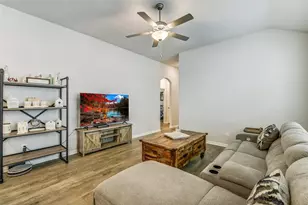 1183 Bluebonnet Trl, Bellville, TX 77418 - Photo 10