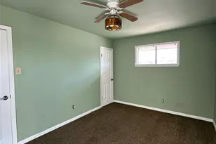 516 Holiday Dr, Galveston, TX 77550 - Photo 8