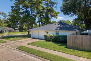 8702 Landwood Dr, Houston, TX 77040 - Photo 34