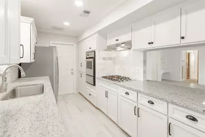 8702 Landwood Drive, Houston, TX 77040 - Photo 6