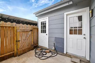 11002 Hammerly Blvd, Houston, TX 77043 - Photo 34