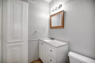 11002 Hammerly Blvd, Houston, TX 77043 - Photo 28