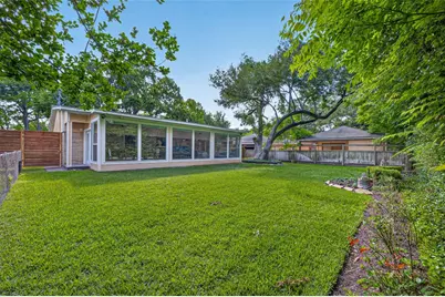 11230 Huggins Drive, Houston, TX 77035 - Photo 44