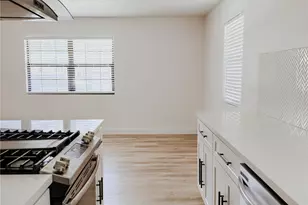 8510 Western Dr, Houston, TX 77055 - Photo 8