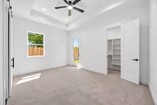 4649 Clover St, Houston, TX 77051 - Photo 12