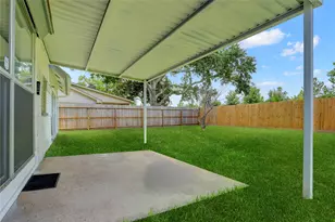 7926 Windy Creek Dr, Houston, TX 77040 - Photo 38