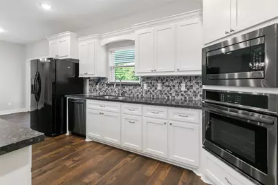 34 Nelson Court, Jones Creek, TX 77541 - Photo 10